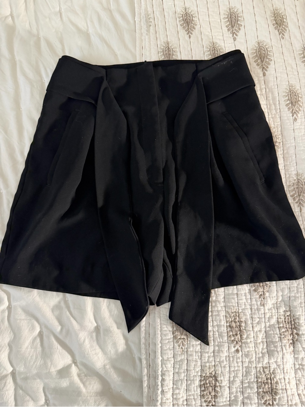 H&M Black Tie-Front Skort